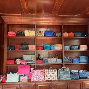 Elegant Blue Handbag